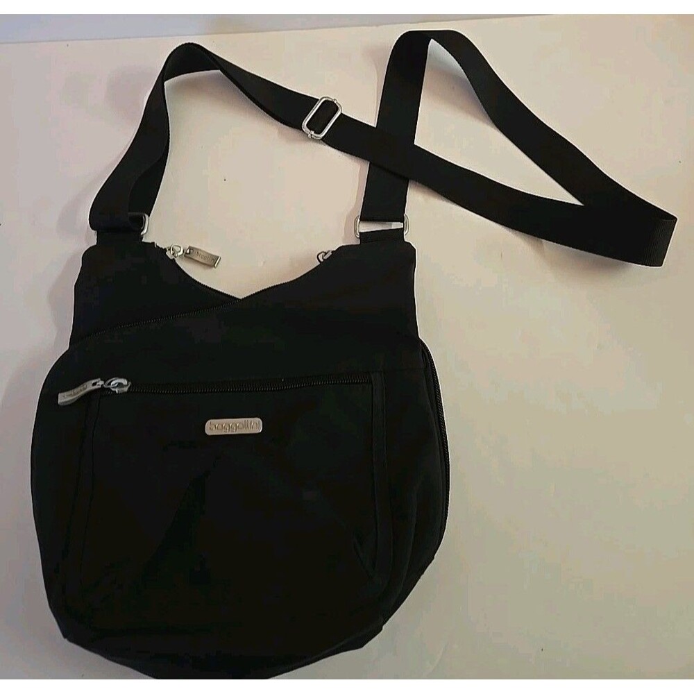 Baggallini Pocket Criss-Cross Crossbody Fabric Bag Black Excellent Condition